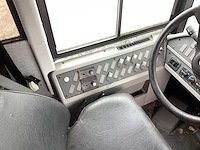 2004 thomas built bus touringcar - afbeelding 9 van  10