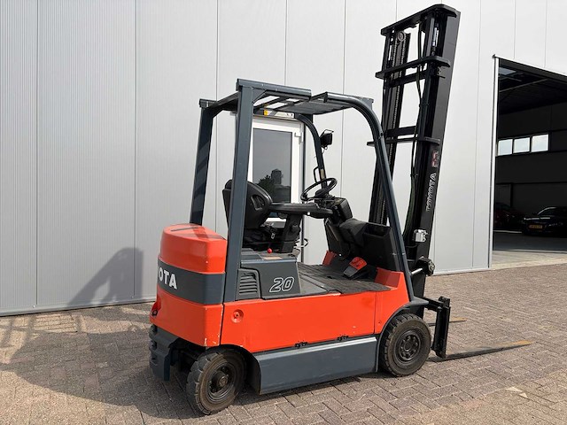 2004 toyota 7fbmf20 vorkheftruck - afbeelding 11 van  16