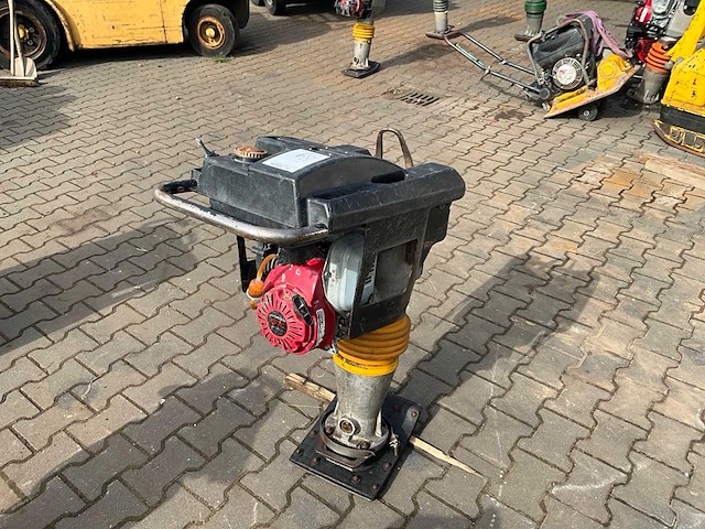 2004 ulbo ubz58 trilstamper - afbeelding 4 van  8