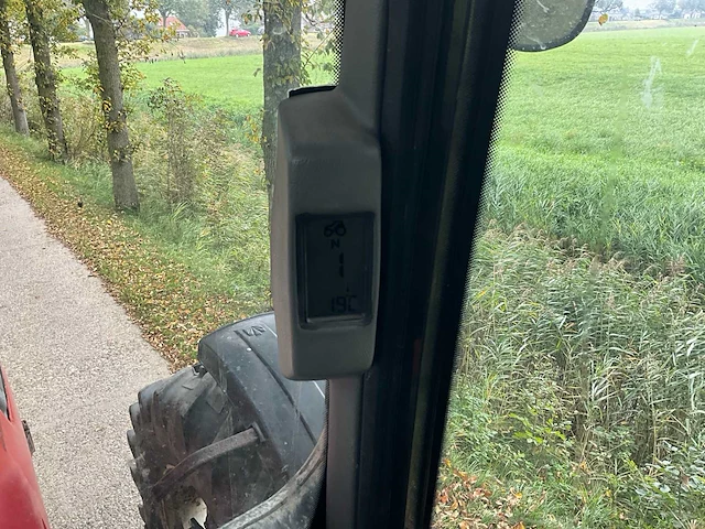 2004 valtra m120 vierwielaangedreven landbouwtractor - afbeelding 28 van  40