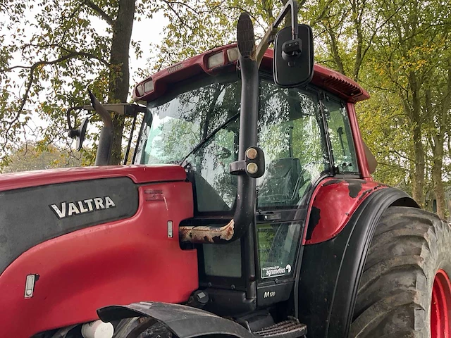 2004 valtra m120 vierwielaangedreven landbouwtractor - afbeelding 8 van  40