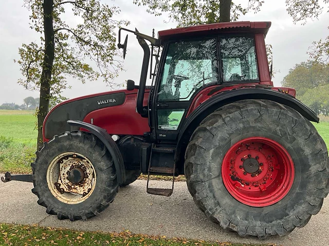 2004 valtra m120 vierwielaangedreven landbouwtractor - afbeelding 39 van  40