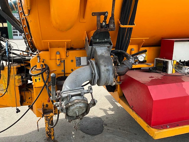2004 veenhuis hdg11500 bemestertank met bemester - afbeelding 6 van  41