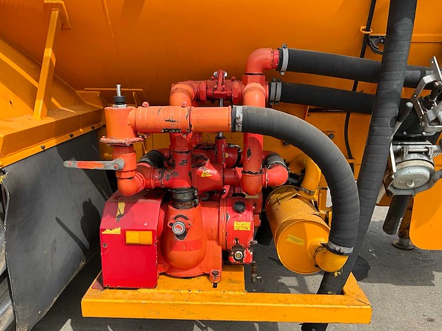 2004 veenhuis hdg11500 bemestertank met bemester - afbeelding 19 van  41