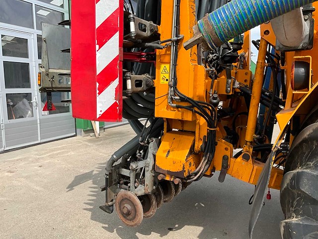 2004 veenhuis hdg11500 bemestertank met bemester - afbeelding 24 van  41