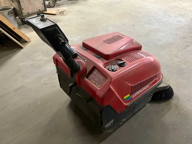 2004 verhagen lion l8000 veegmachine - afbeelding 7 van  13