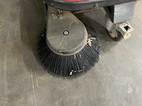 2004 verhagen lion l8000 veegmachine - afbeelding 9 van  13