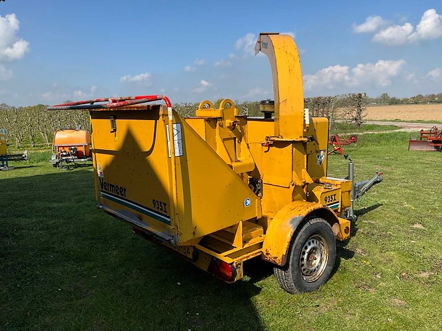 2004 vermeer bc 935i houthakselaar - afbeelding 2 van  11