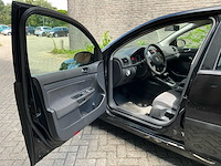2004 volkswagen golf 1.6 fsi trendline personenauto - afbeelding 14 van  37