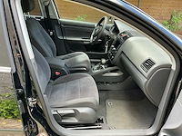 2004 volkswagen golf 1.6 fsi trendline personenauto - afbeelding 17 van  37
