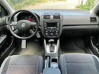 2004 volkswagen golf 1.6 fsi trendline personenauto - afbeelding 21 van  37