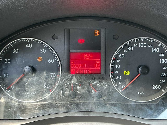 2004 volkswagen golf 1.6 fsi trendline personenauto - afbeelding 27 van  37