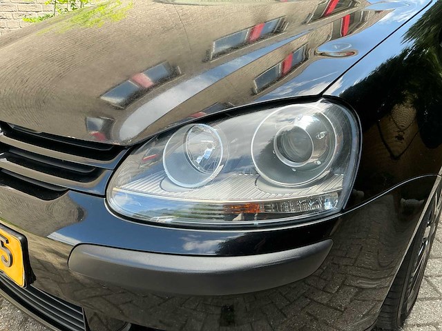 2004 volkswagen golf 1.6 fsi trendline personenauto - afbeelding 35 van  37