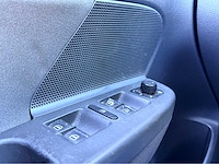 2004 volkswagen golf airco personenauto - afbeelding 3 van  13