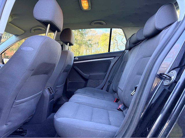 2004 volkswagen golf airco personenauto - afbeelding 5 van  7