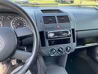 2004 volkswagen polo 1.4-16v athene personenauto - afbeelding 11 van  24