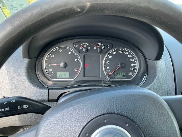2004 volkswagen polo 1.4-16v athene personenauto - afbeelding 12 van  24
