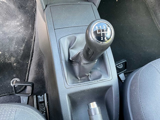 2004 volkswagen polo 1.4-16v athene personenauto - afbeelding 14 van  24