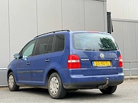 2004 volkswagen touran 1.6-16v fsi athene personenauto - afbeelding 9 van  11