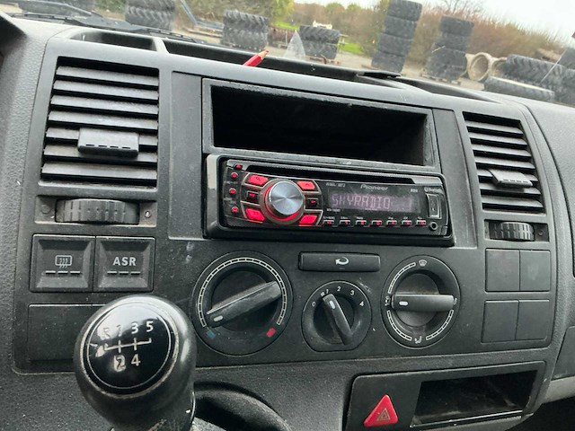 2004 volkswagen transporter 1.9tdi - afbeelding 17 van  38