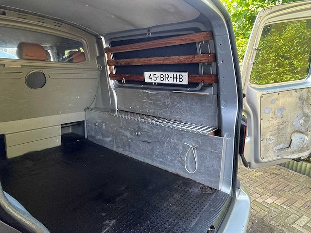 2004 volkswagen transporter 2.5 tdi 340 bedrijfswagen - afbeelding 5 van  14