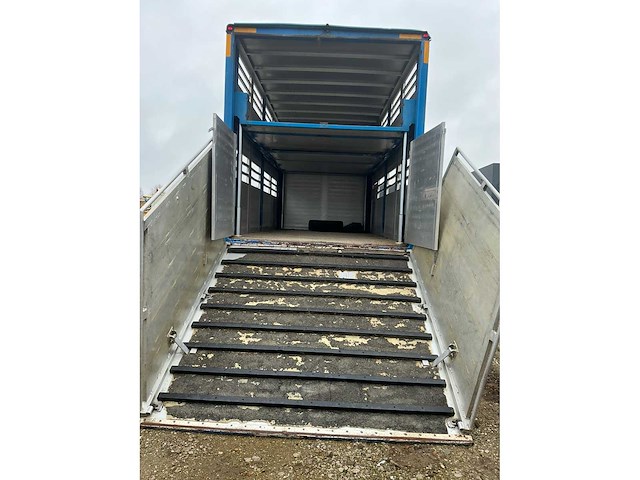 2004 volvo fl6l 4x2r veevrachtwagen - afbeelding 11 van  20