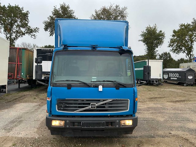 2004 volvo fl6l 4x2r veevrachtwagen - afbeelding 12 van  20