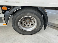 2004 volvo fm9 gesloten bakwagen - afbeelding 2 van  8