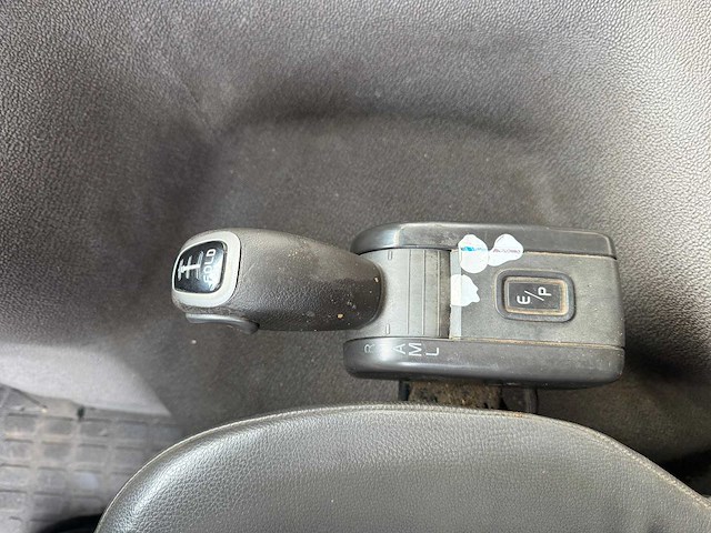 2004 volvo fmfh livestock vrachtwagen - afbeelding 46 van  51