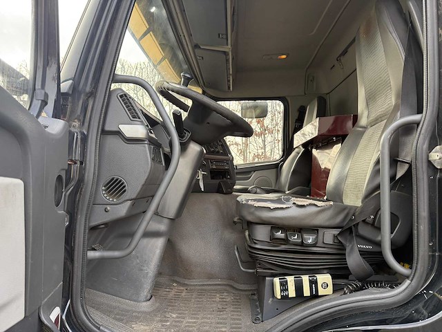 2004 volvo fmfh livestock vrachtwagen - afbeelding 49 van  51