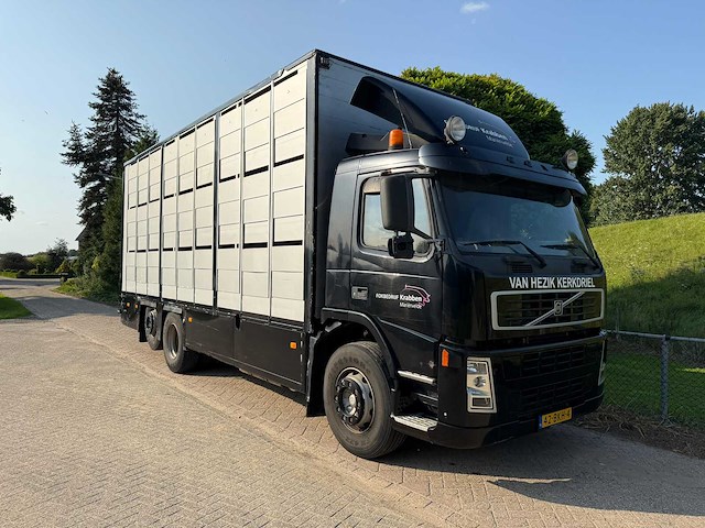 2004 volvo fmfh livestock vrachtwagen - afbeelding 6 van  51