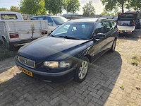 2004 volvo v70 2.4 comfort line personenauto - afbeelding 1 van  6