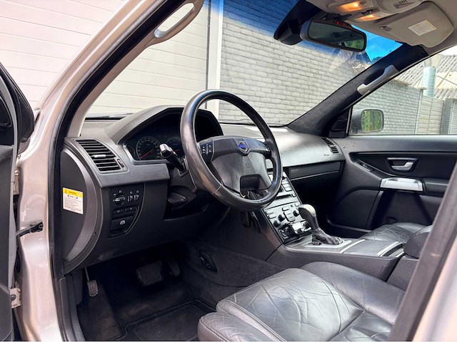 2004 volvo xc90 2.5 automaat 7 persoons t elite personenauto - afbeelding 13 van  15