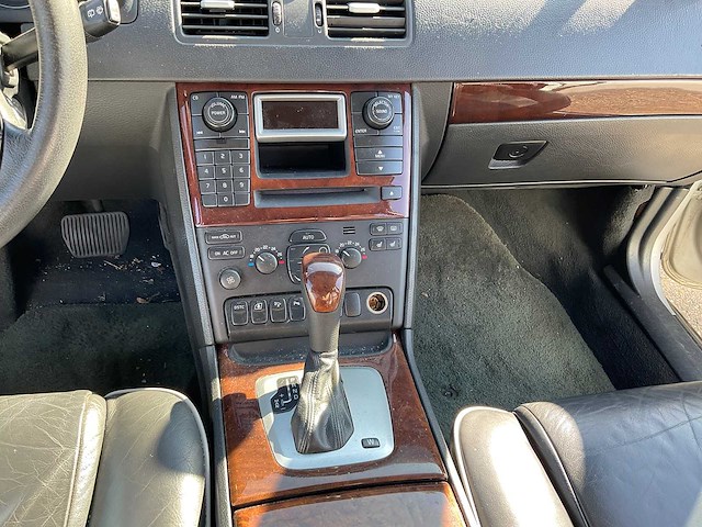 2004 volvo xc90 2.9 t6 momentum personenauto - afbeelding 4 van  52