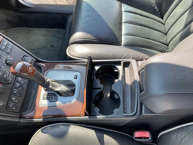 2004 volvo xc90 2.9 t6 momentum personenauto - afbeelding 8 van  52