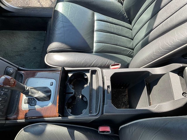 2004 volvo xc90 2.9 t6 momentum personenauto - afbeelding 2 van  7