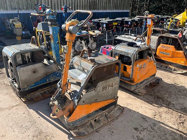 2004 wacker-neuson d81s trilplaat - afbeelding 1 van  5