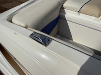2004 wellcraft excel bowrider speedboot met stallingstrailer - afbeelding 13 van  50