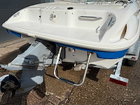 2004 wellcraft excel bowrider speedboot met stallingstrailer - afbeelding 17 van  50