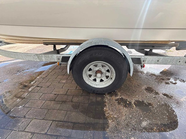 2004 wellcraft excel bowrider speedboot met stallingstrailer - afbeelding 21 van  50