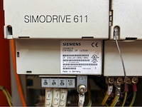 2004 xyz vmc 810 cnc universeel machinecentrum - afbeelding 3 van  14