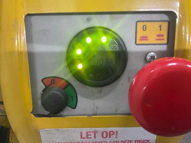 2004 yale mp 16 elektrische palletwagen - afbeelding 3 van  3