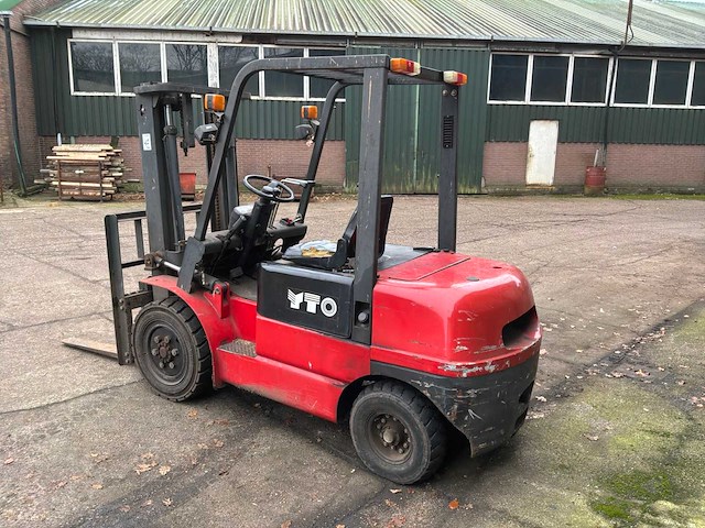 2004 yto vorkheftruck diesel - afbeelding 19 van  20