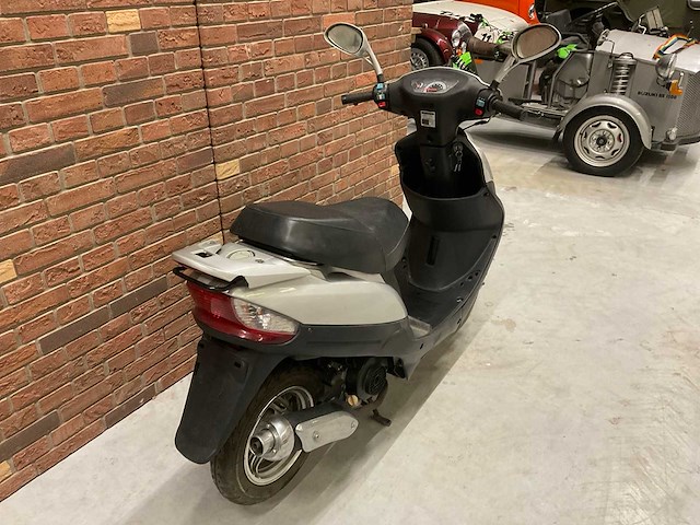 2004 zhongyu zt50qt-7 scooter - afbeelding 9 van  14