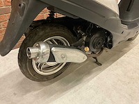 2004 zhongyu zt50qt-7 scooter - afbeelding 12 van  14