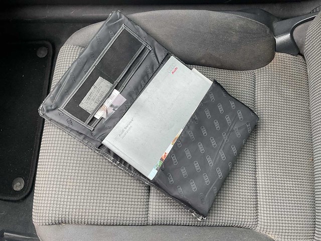 2005 - audi - a3 - 1.6 fsi attraction - personenauto - afbeelding 15 van  15