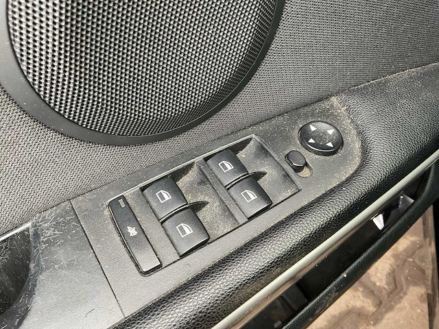 2005 - bmw - 3-serie - 320i - personenauto - afbeelding 13 van  14