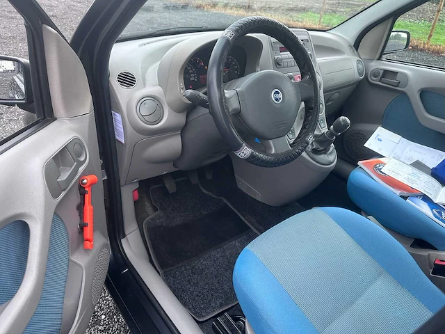 2005 - fiat - panda - 1.2 sportsound - 39-rs-nj - afbeelding 16 van  18