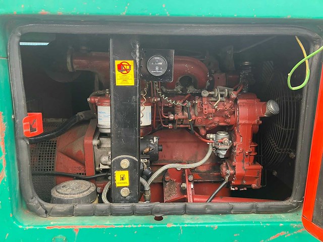 2005 - himoinsa - iveco hiw 40 - stroomgenerator noodaggregaat geluidgedempt - afbeelding 8 van  10