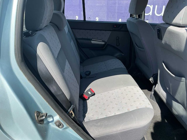 2005 - hyundai - getz - 1.3i dynamic - personenauto - afbeelding 5 van  6